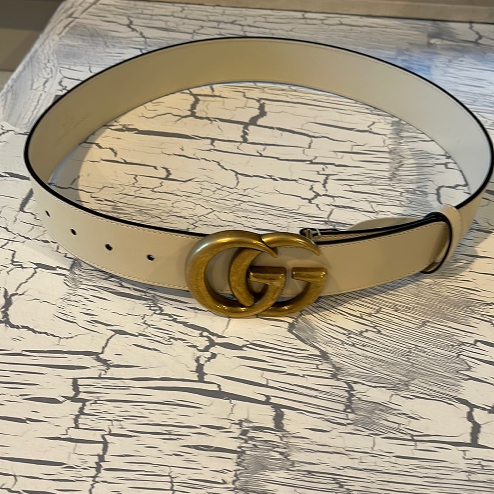 Gucci leather Marmont belt with double G
